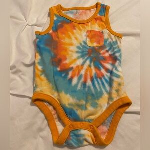 🚨4/$20 Sale!🚨 Baby Gap- tie dye onesie- Baby Gap size 6-12 months